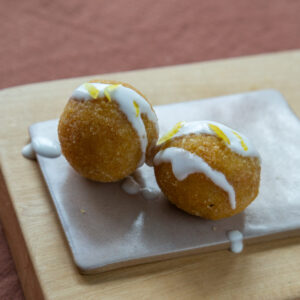 Croqueta de mar, alioli cítrico